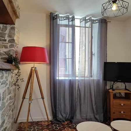 Apartment Du Charme Medieval Conciergeriedamecarcas *