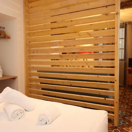 Apartment Du Charme Medieval Conciergeriedamecarcas